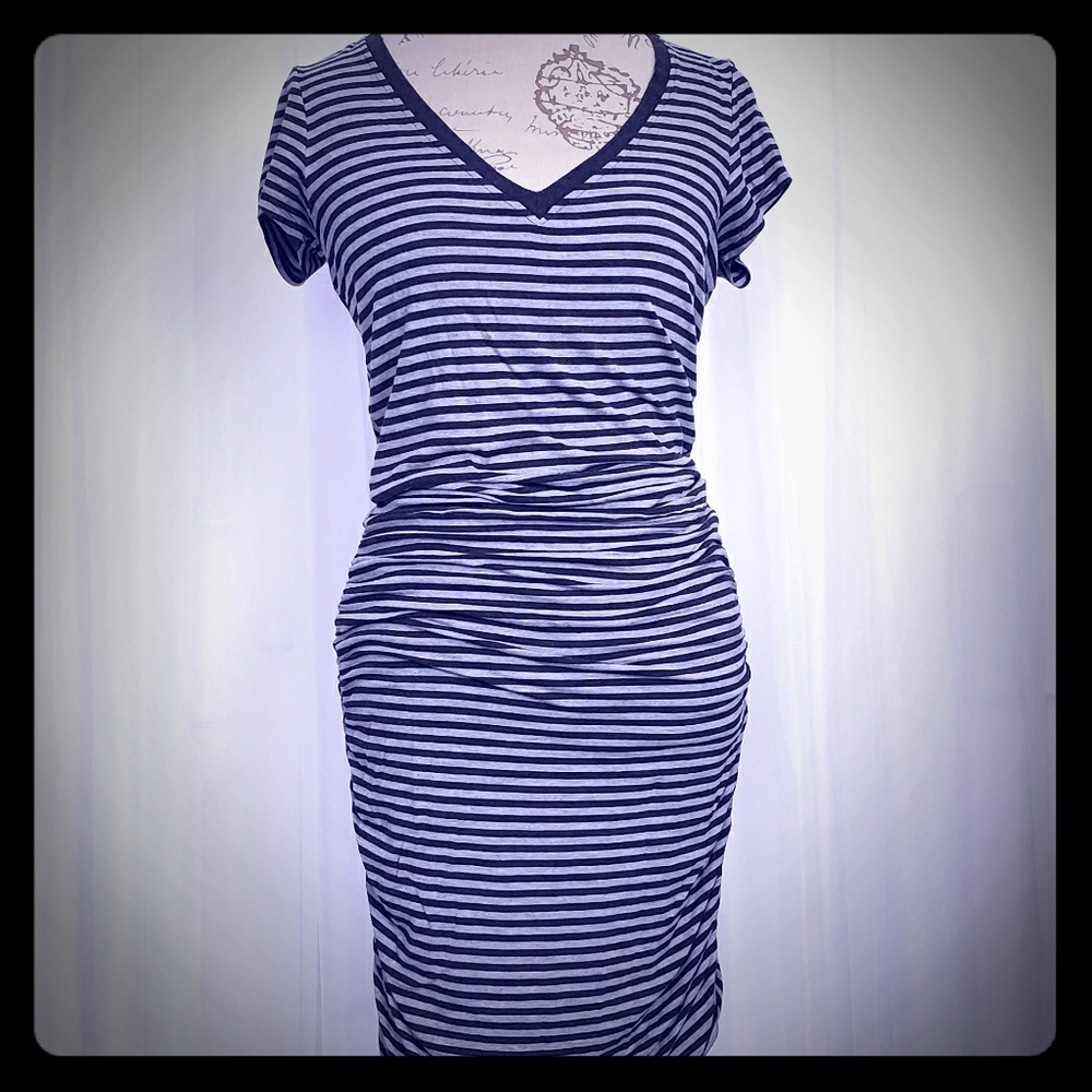 Athleta deep V form fitting dress size S